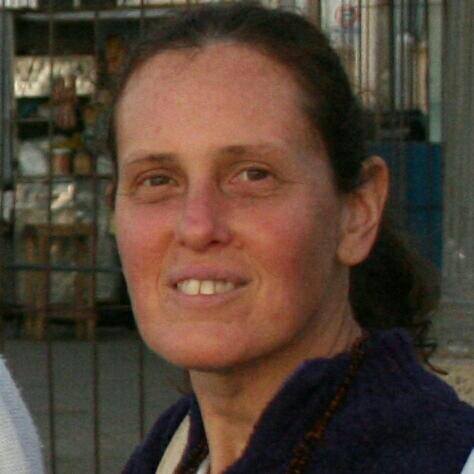 Denise Mitt – Técnica de enfermagem Denise Mitt – Técnica de enfermagem
